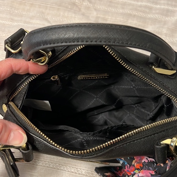NWT Steve Madden Black Breese Crossbody Purse - Picture 5 of 8